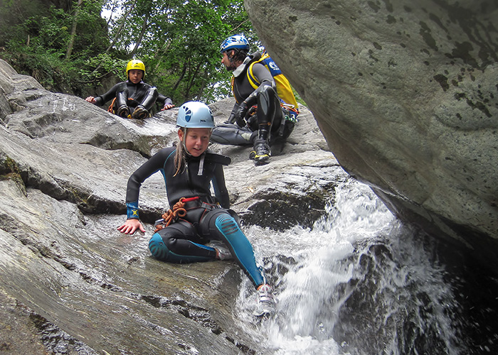 vacanze estate guide canyoning torrentismo sul torrente Chalamy