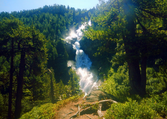 panorama sulle cascate a La Thuile