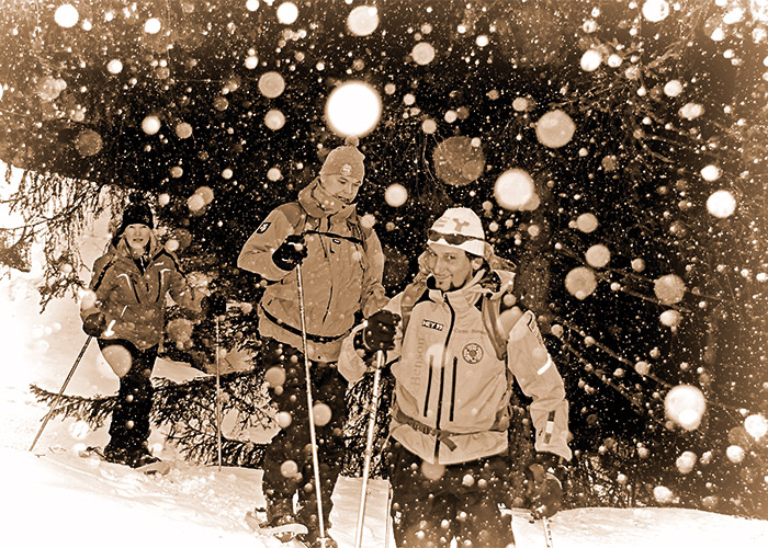 passeggiata con le ciaspole sulla neve a La Thuile vacanze invernali